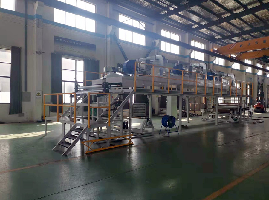 不干膠復合機